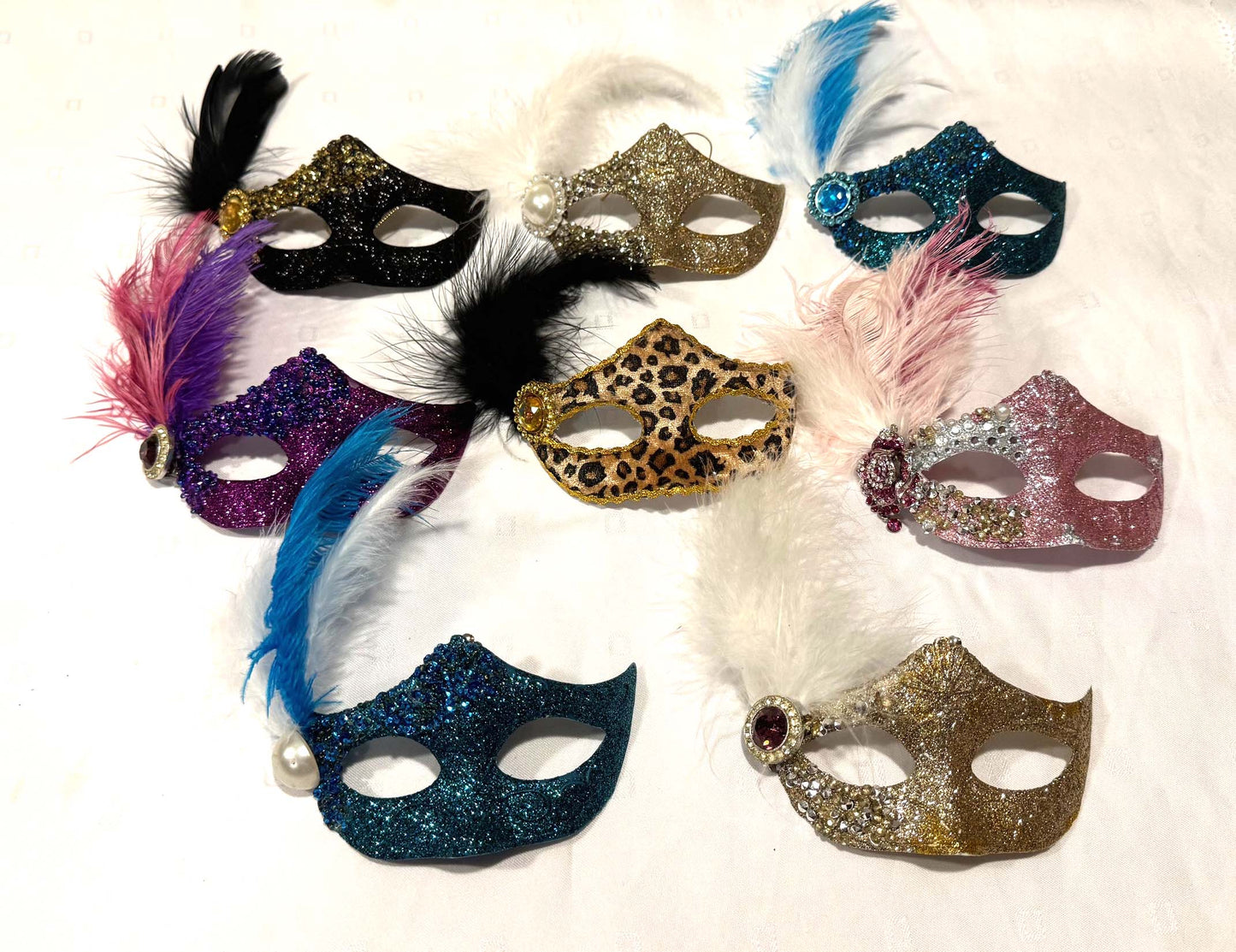 Christmas Masquerade Ball Mask Ornament: Choose Color